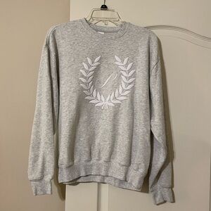 Victoria’s Secret Pink Ivy Fleece Pullover Sweater Gray and White Size Small